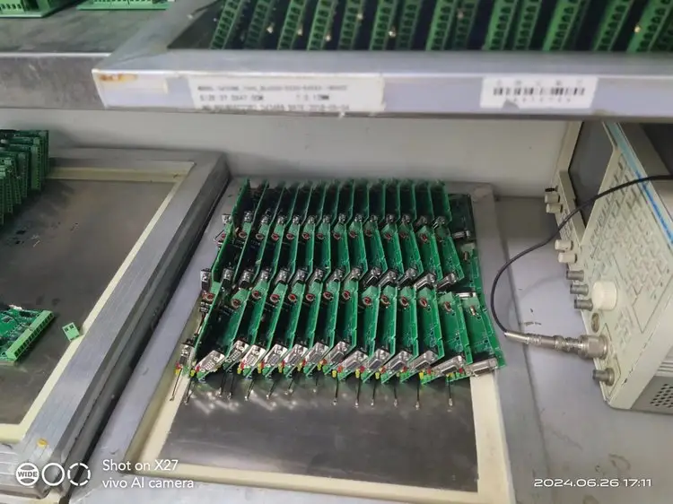 产品订制 _单片机硬件开发_编程自动化_硬件和软件开发